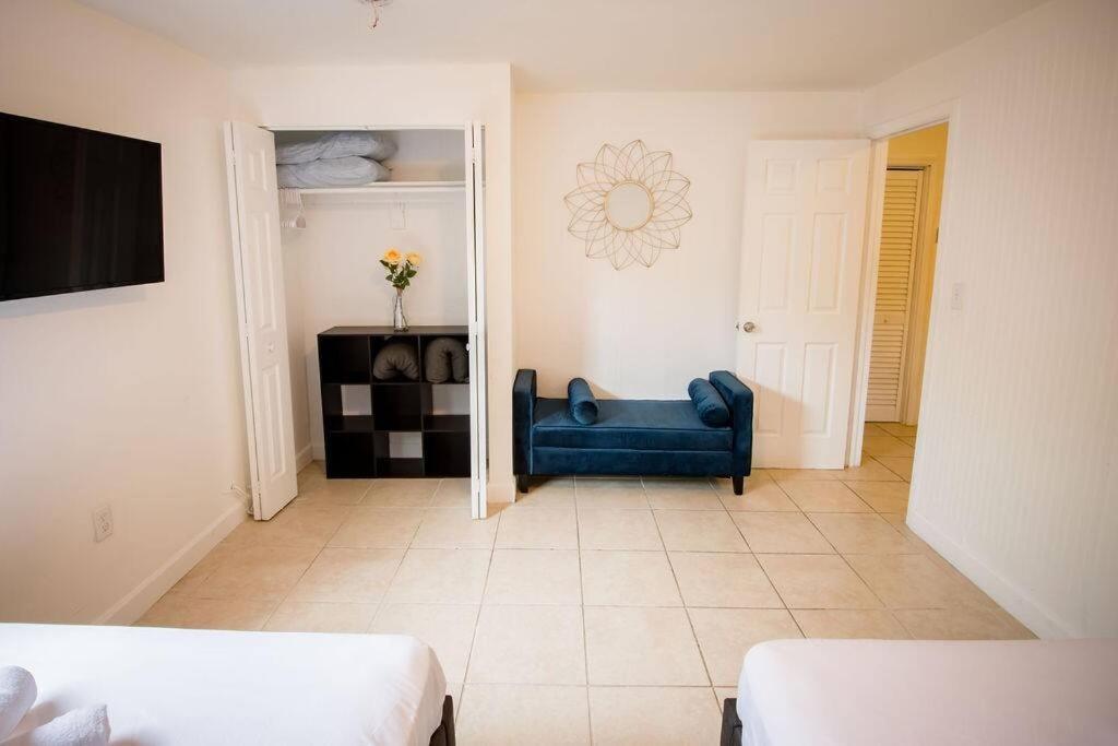 3 Bedroom Miami Home 15 Minutes To The Beach מראה חיצוני תמונה